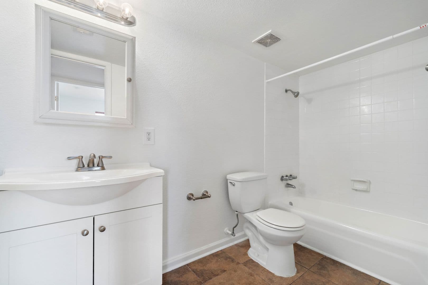 Galveston Apartment: 2828 61st Street