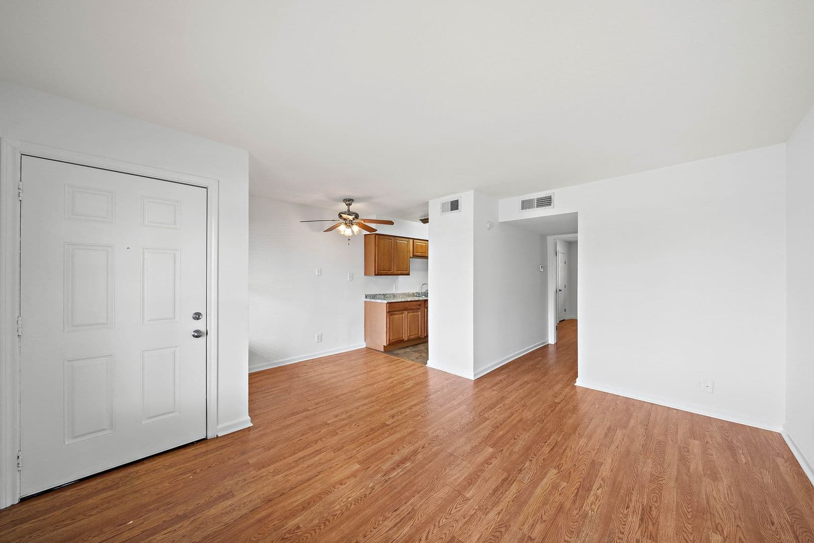 Galveston Apartment: 2828 61st Street