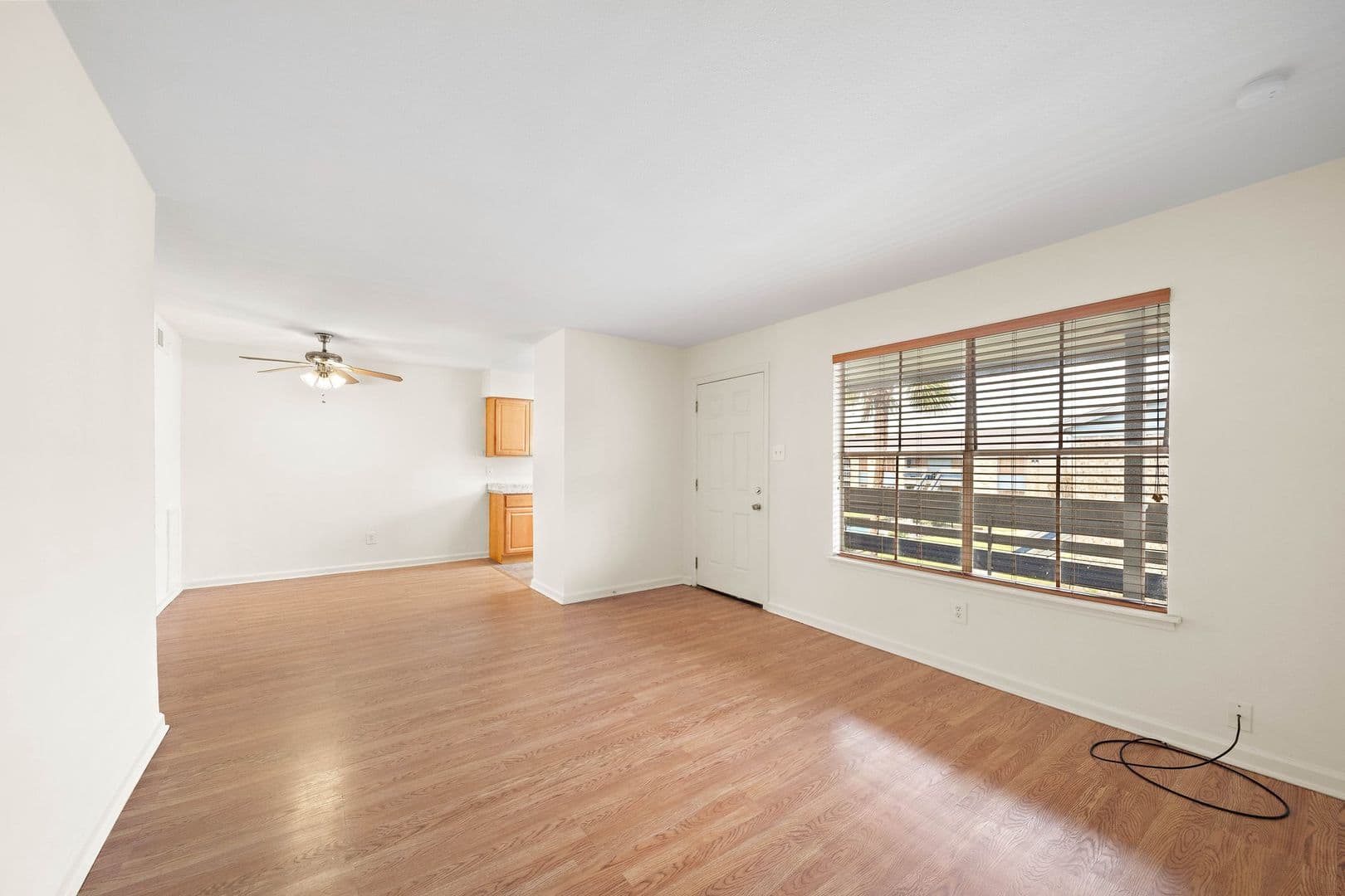 Galveston Apartment: 2828 61st Street