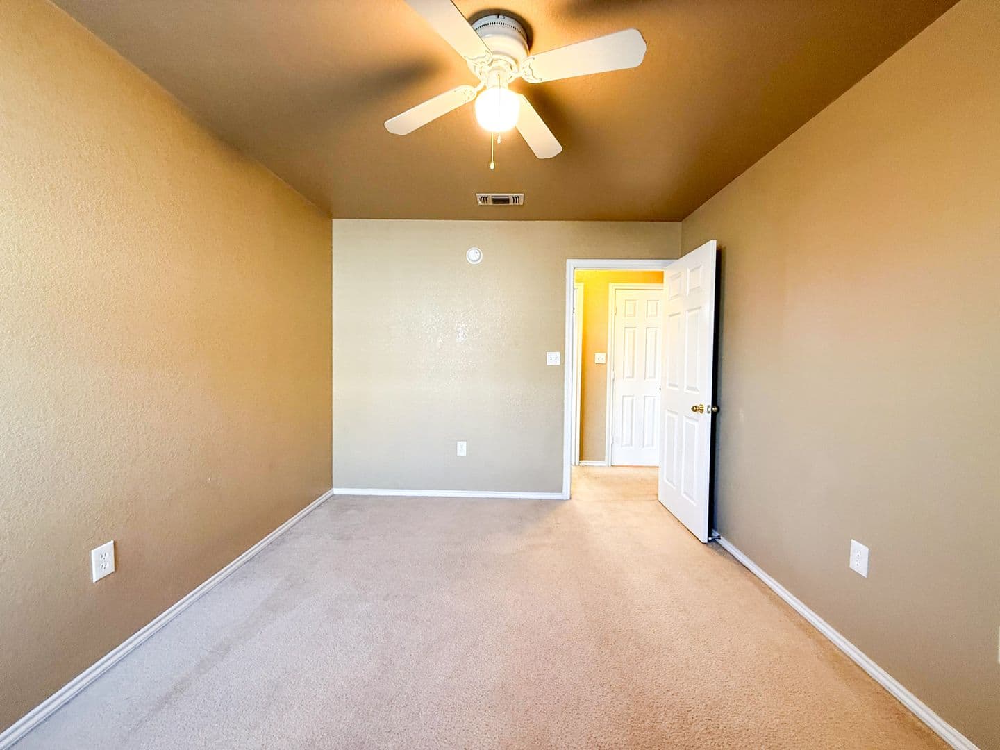 Harker Heights Apartment: 1712 Ute Trl