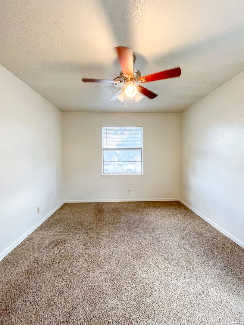 Killeen House: 1311 Gardenia Ave