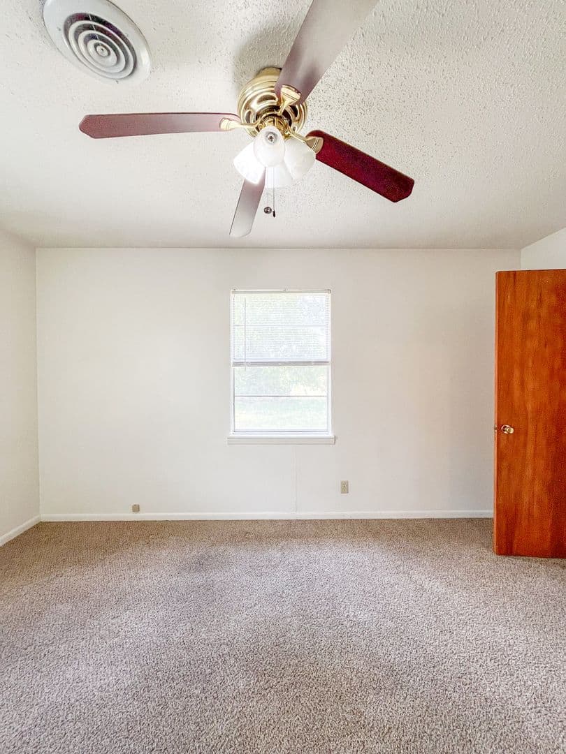 Killeen House: 1311 Gardenia Ave