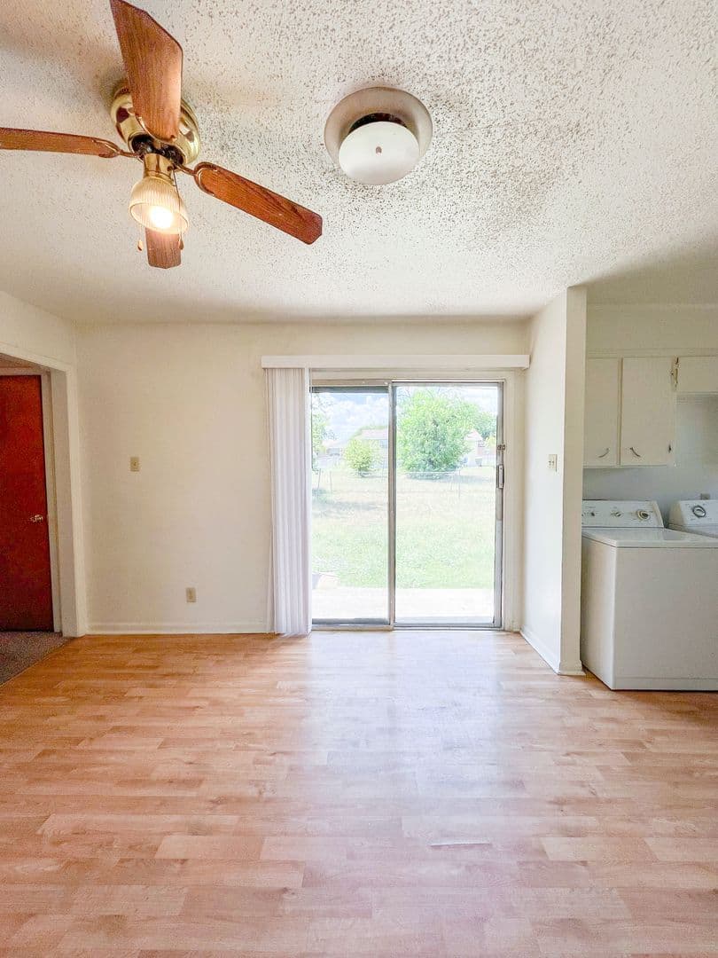 Killeen House: 1311 Gardenia Ave