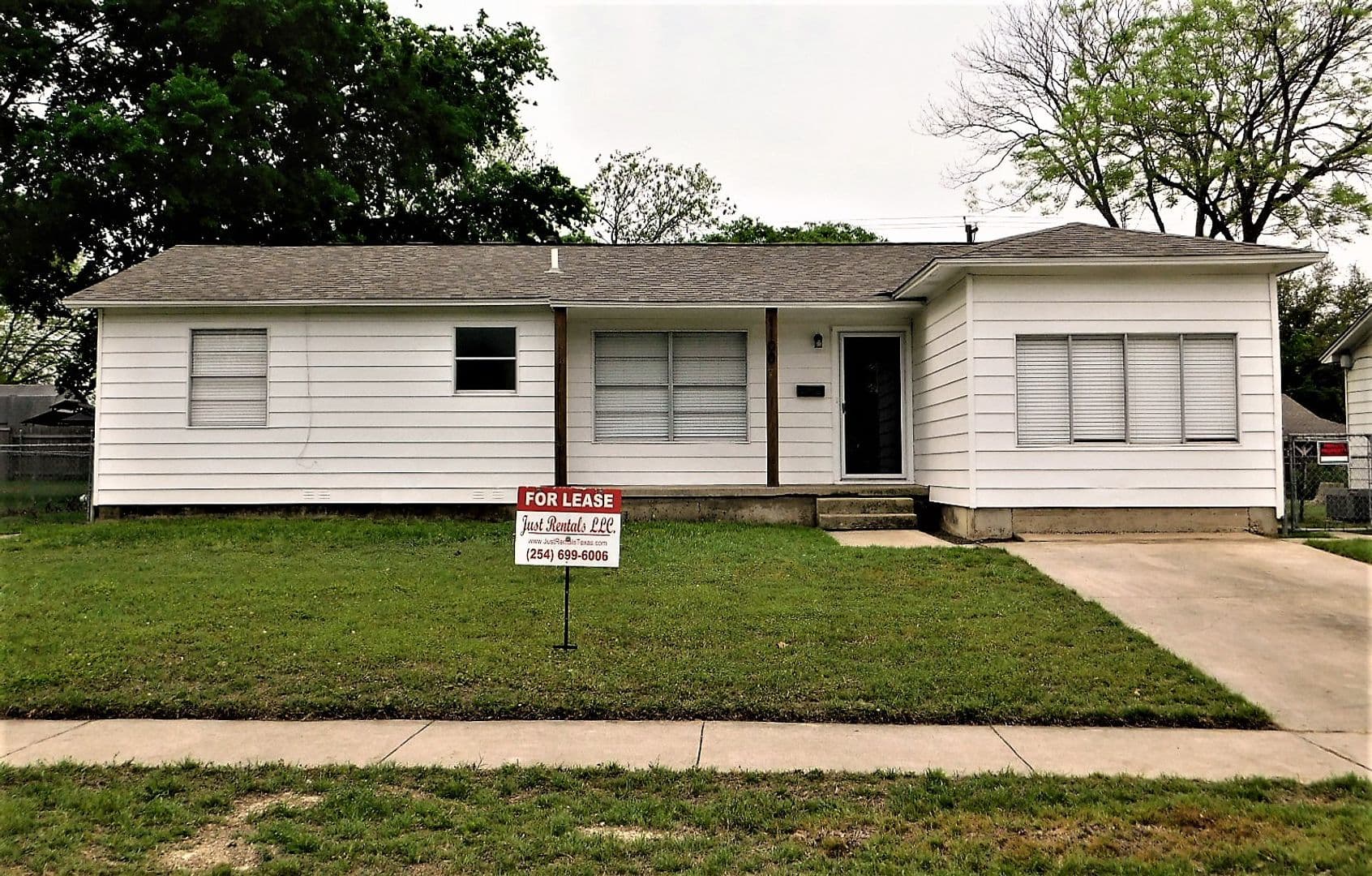 Killeen House: 1100 Estes Dr
