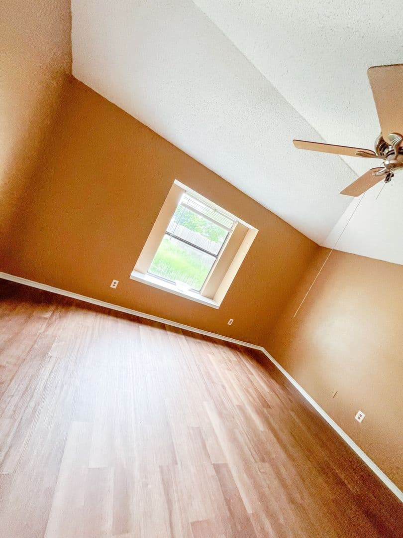 Killeen House: 3406 Bamboo Ln