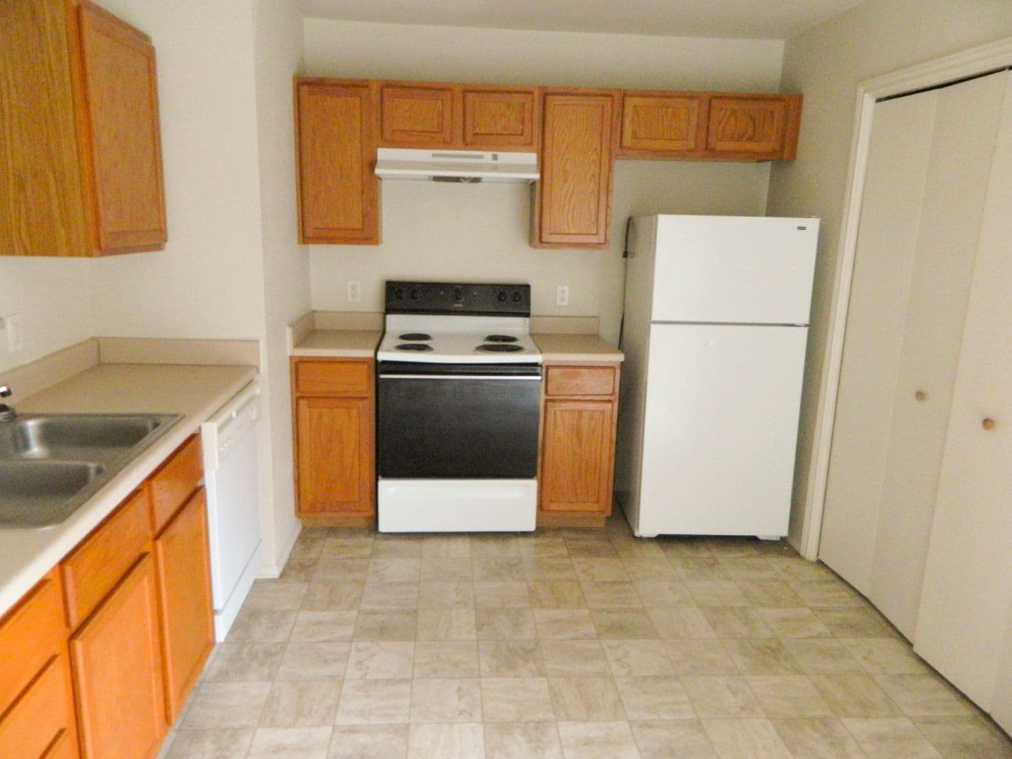 Copperas Cove Apartment: 308 Creek St.