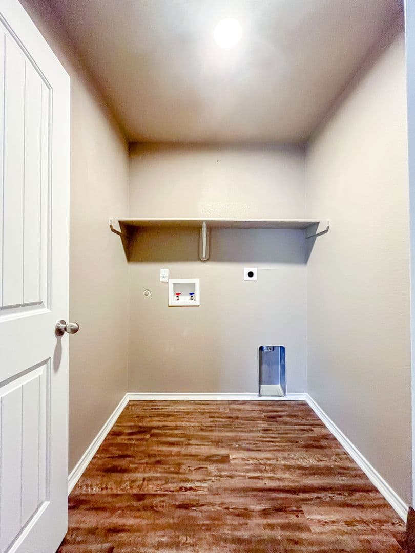Killeen House: 2200 Bald Eagle Ct