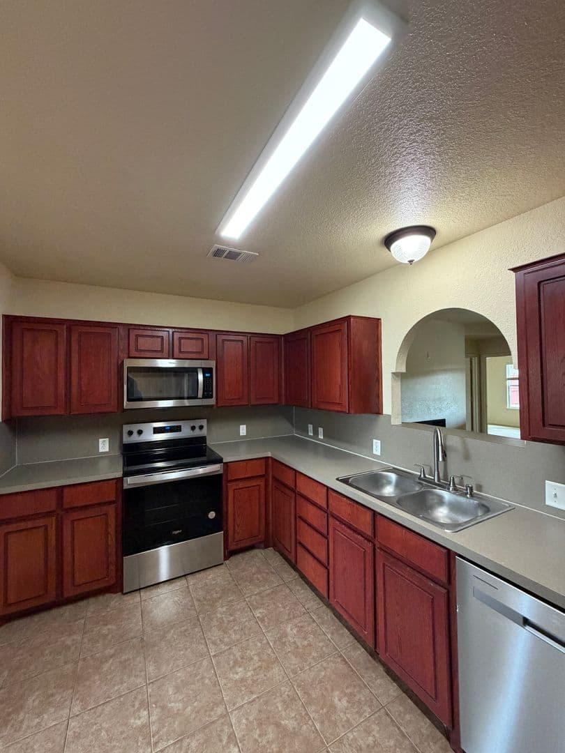 Killeen House: 2900 Alamocitos Creek Dr