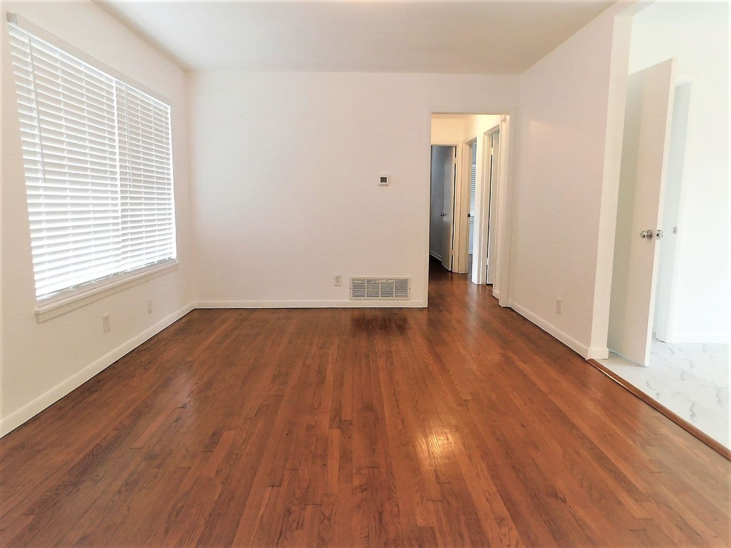 Killeen House: 1100 Estes Dr