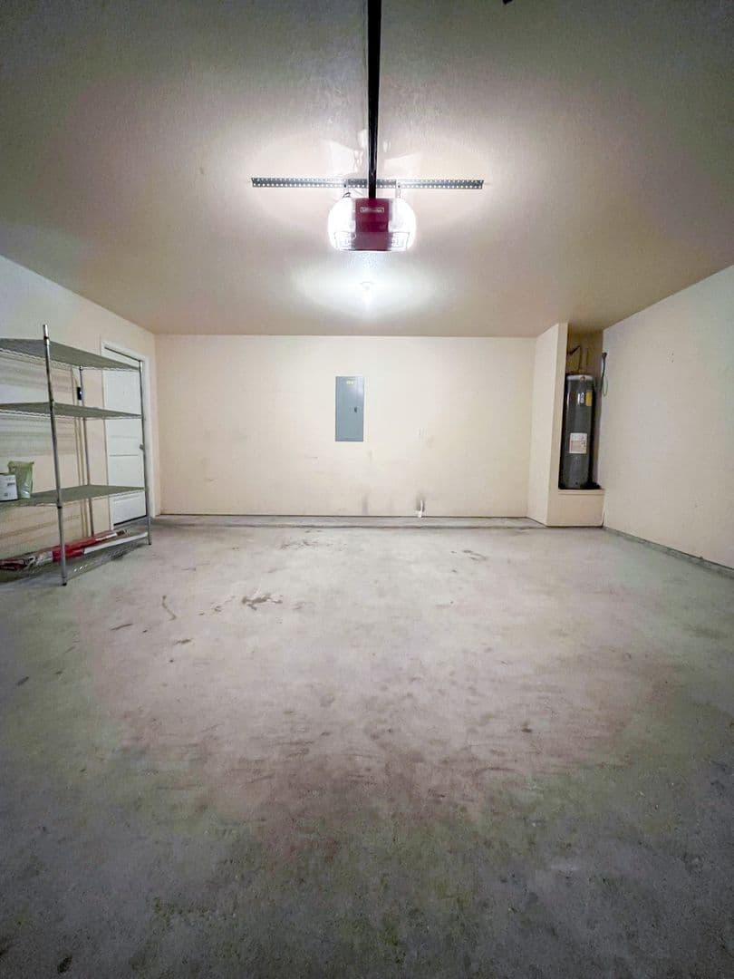 Killeen House: 2200 Bald Eagle Ct