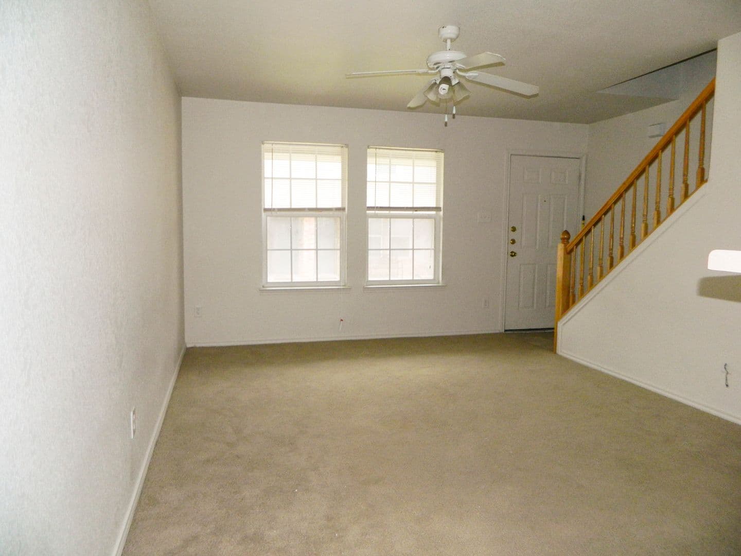 Copperas Cove Apartment: 308 Creek St.