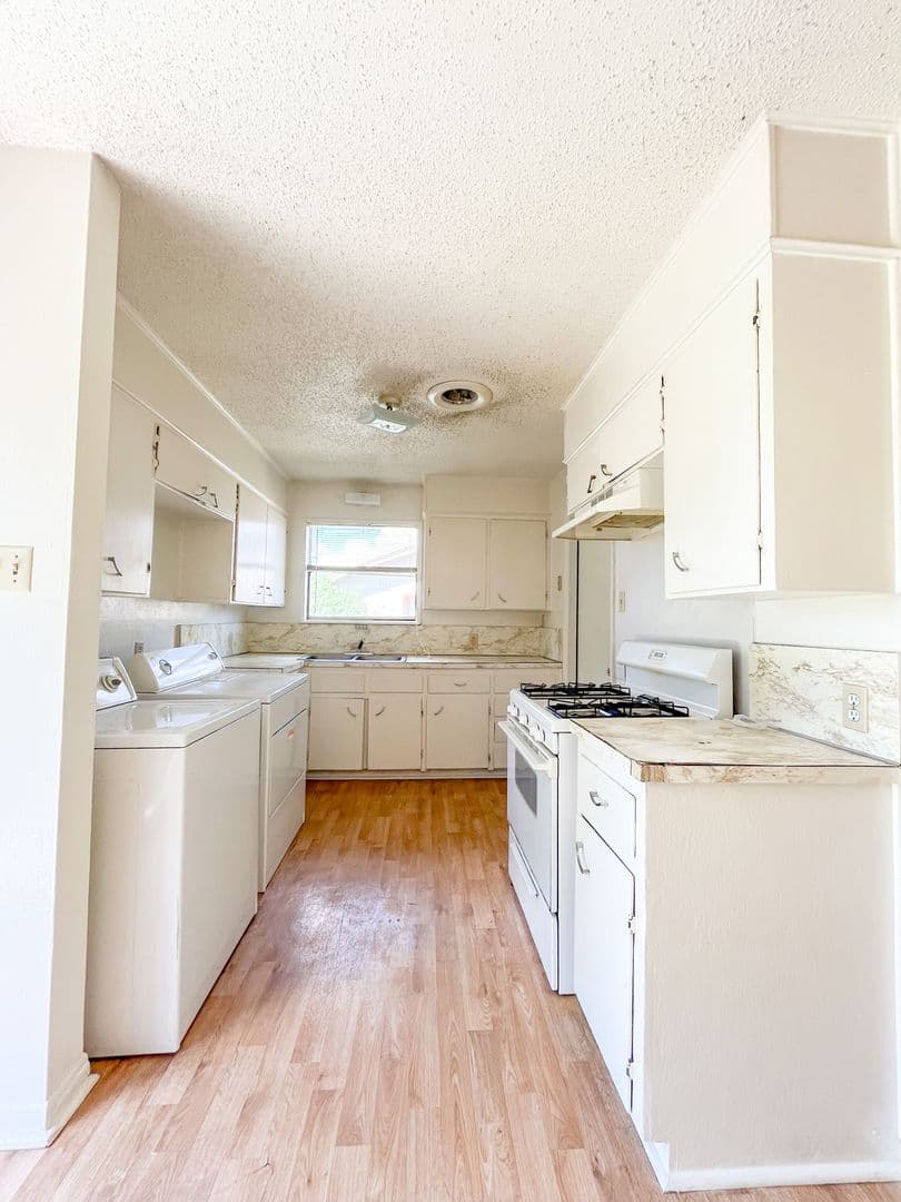 Killeen House: 1311 Gardenia Ave