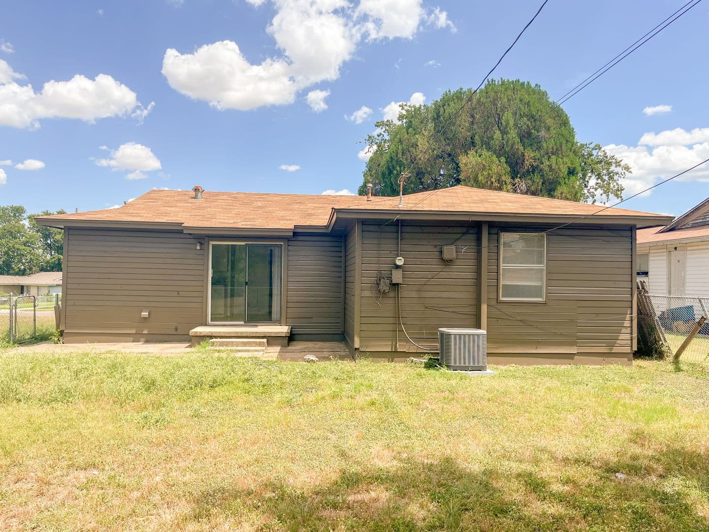 Killeen House: 1311 Gardenia Ave