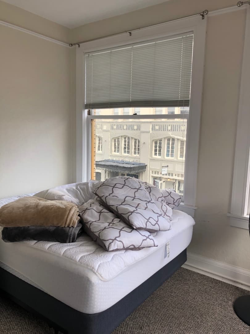 Astoria Apartment: Furnished 351 14th Street - Apt 4