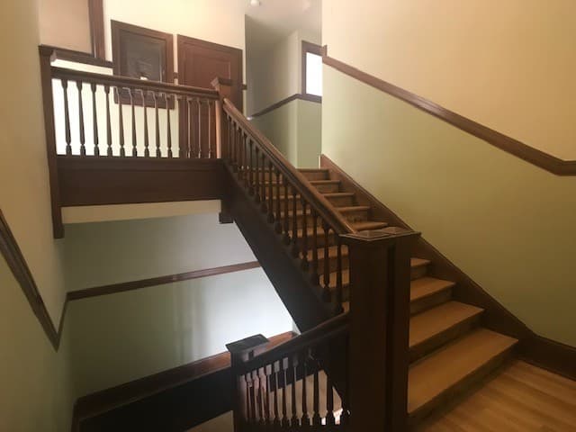 Astoria Apartment: 351 14th Street - Apt 5