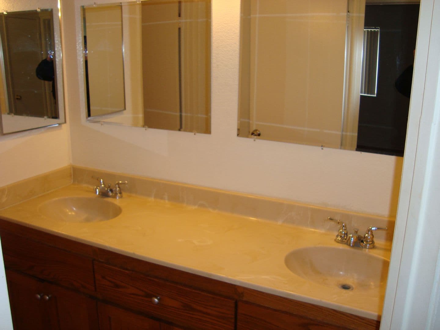 San Bernardino Apartment: 3981 North H Street