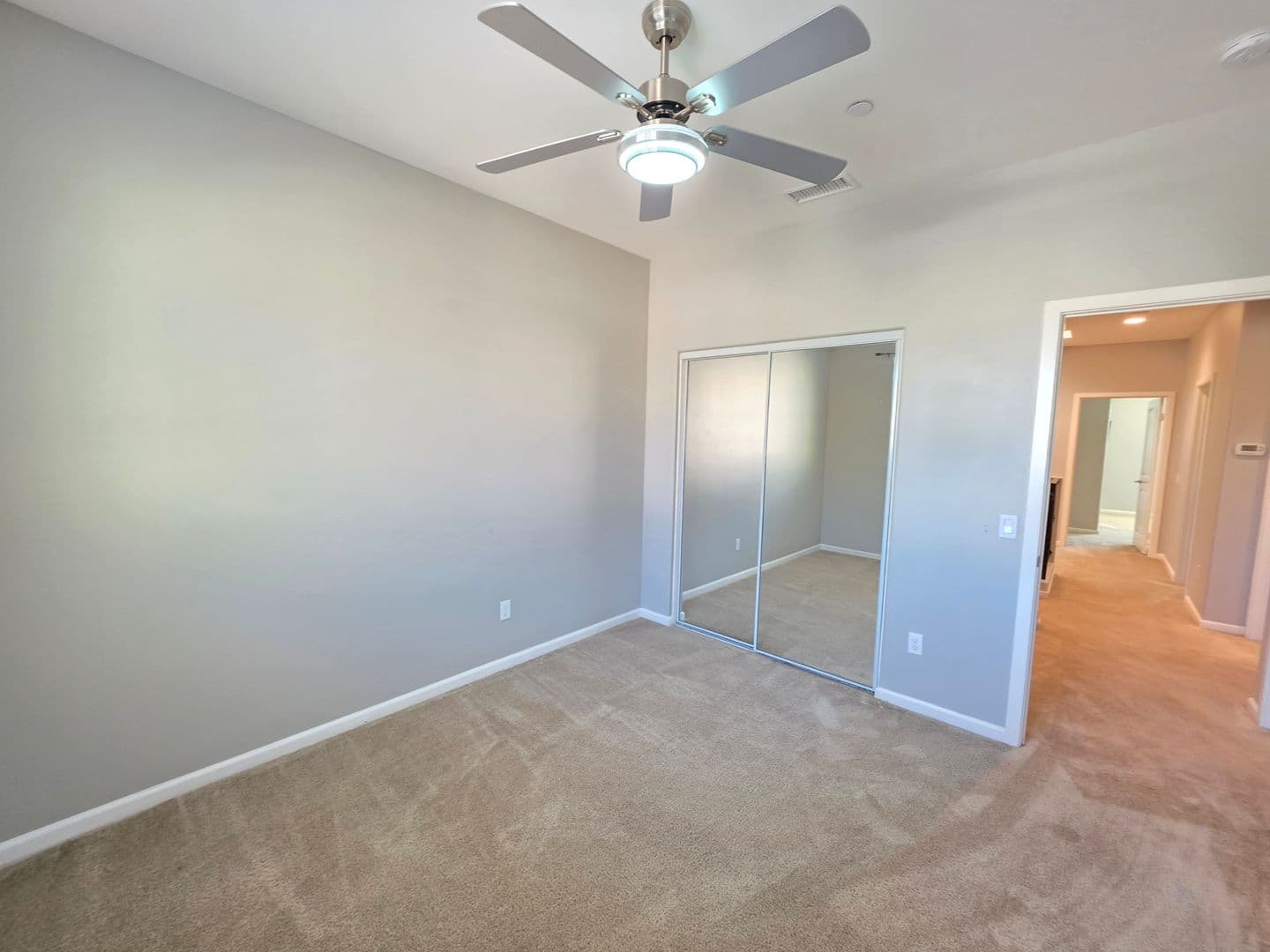 Sylmar House: 14910 W Castille Way