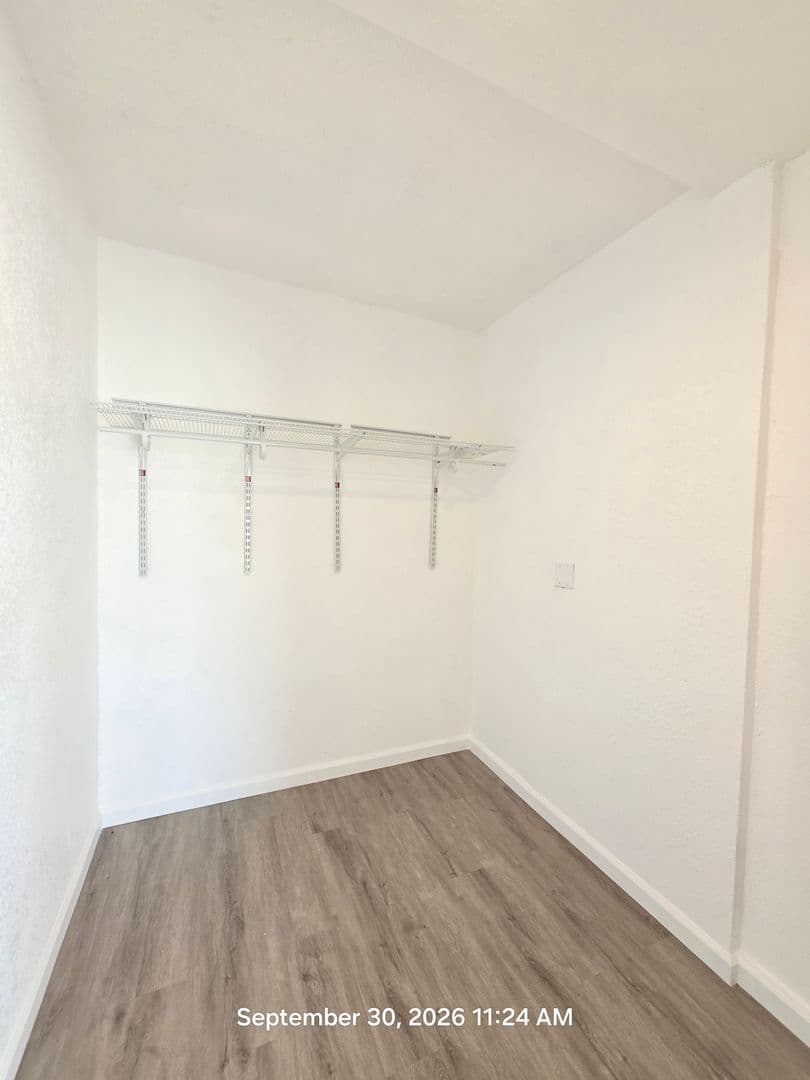 North Edwards Apartment: 13057 Davenport St
