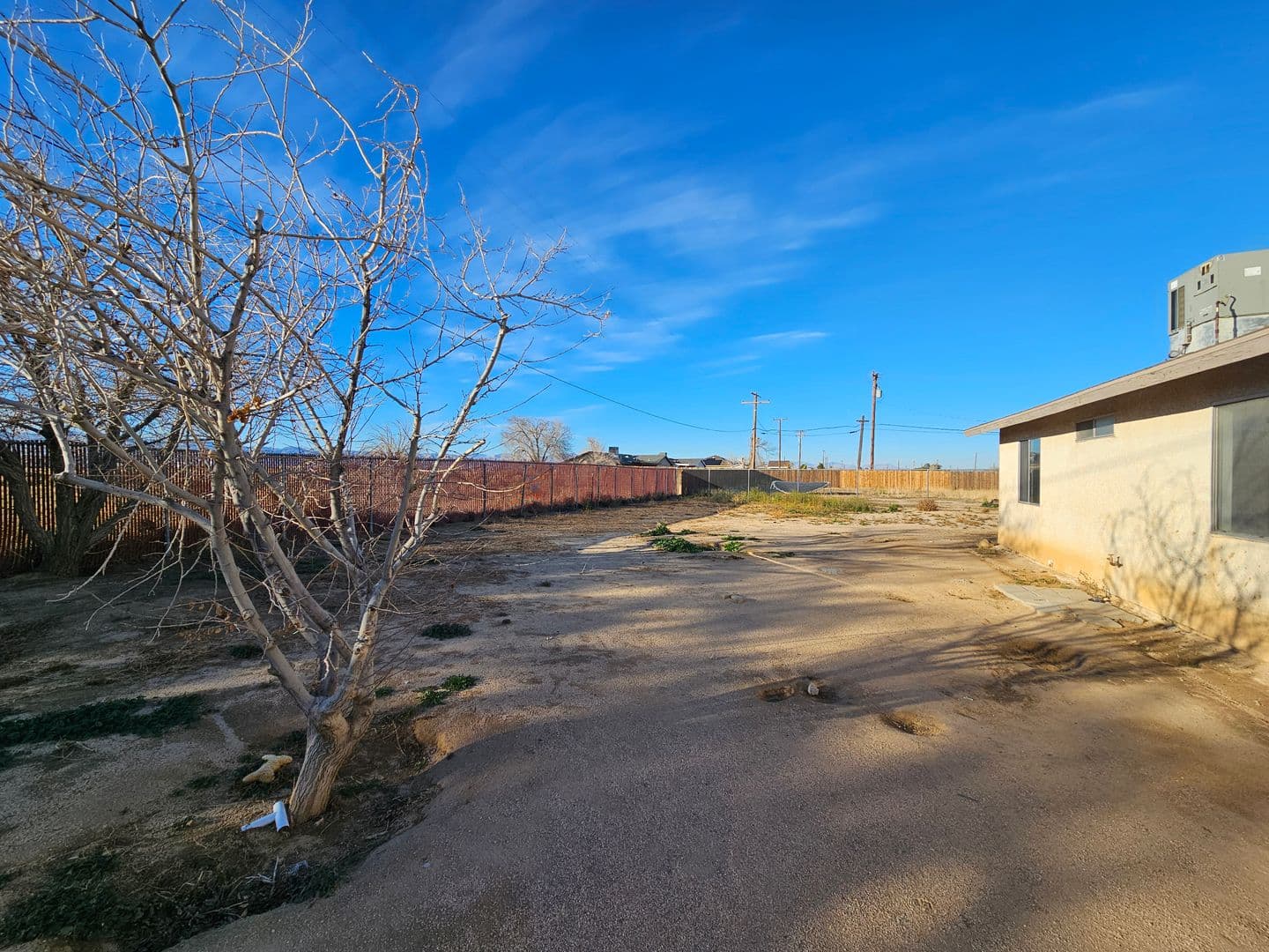 California City House: 19625 81st St
