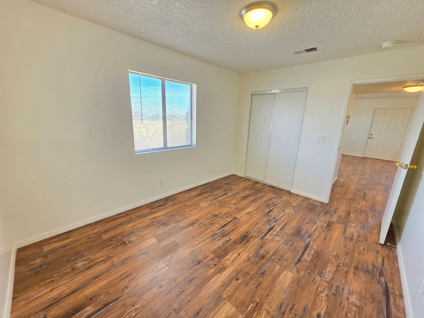 California City Apartment: 8342 Columbine Ave #C