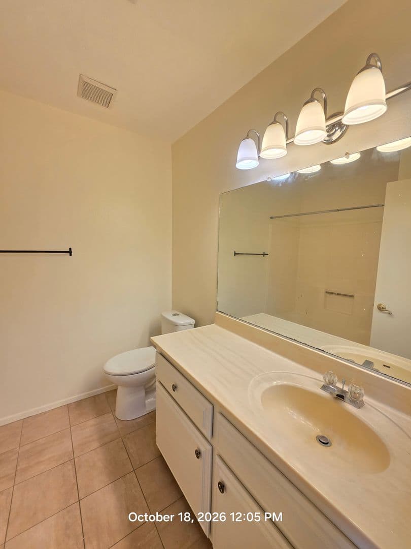 California City House: 20213 Airway Blvd