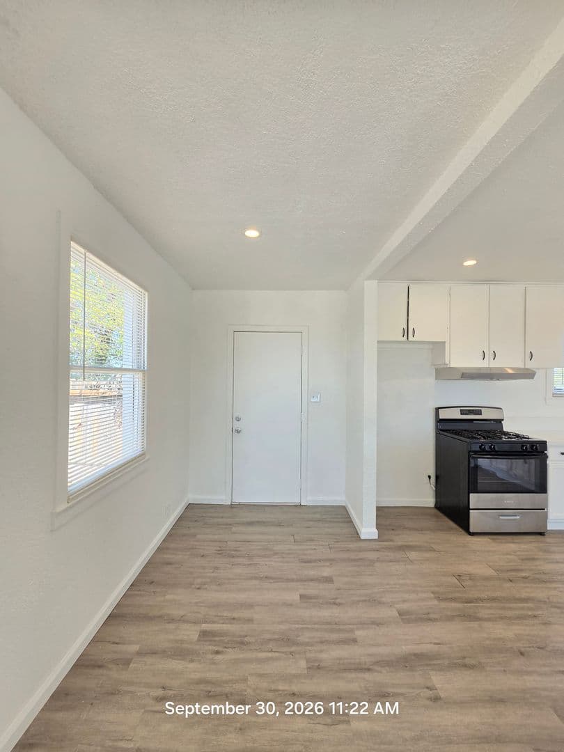 North Edwards Apartment: 13057 Davenport St