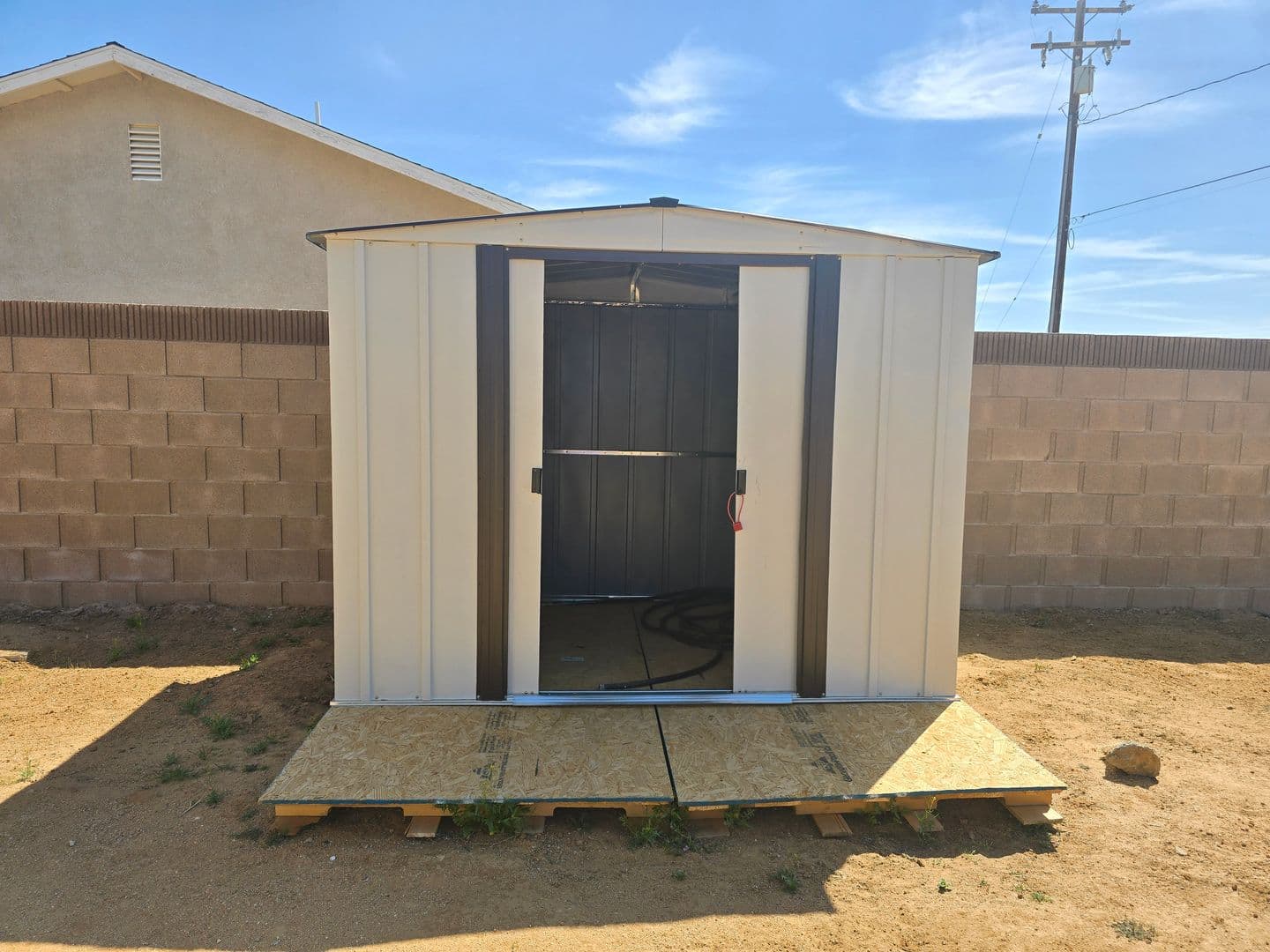 California City Apartment: 8536 Aspen Ave #A