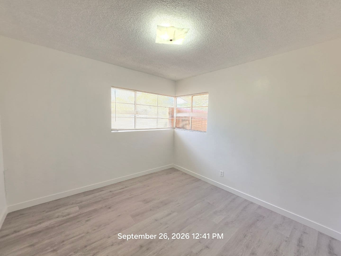 Lancaster Apartment: 1118 E Avenue K