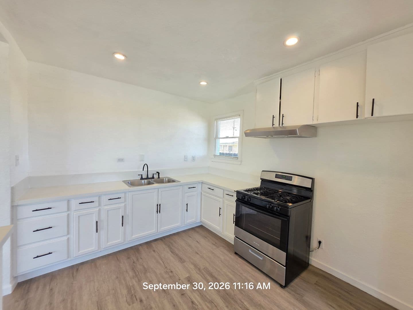 North Edwards Apartment: 13057 Davenport St