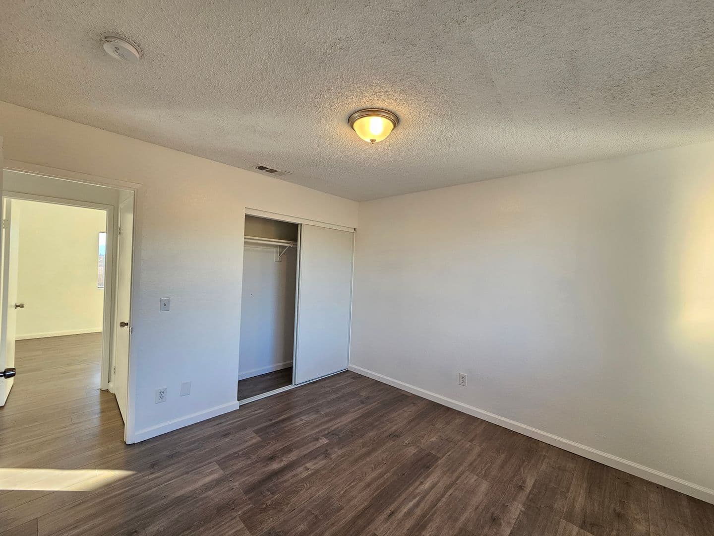 California City House: 19625 81st St