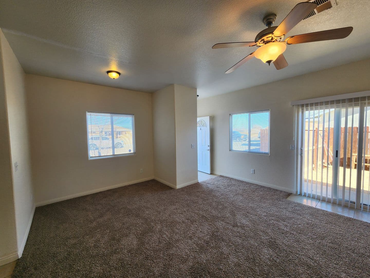 California City Apartment: 8536 Aspen Ave #A