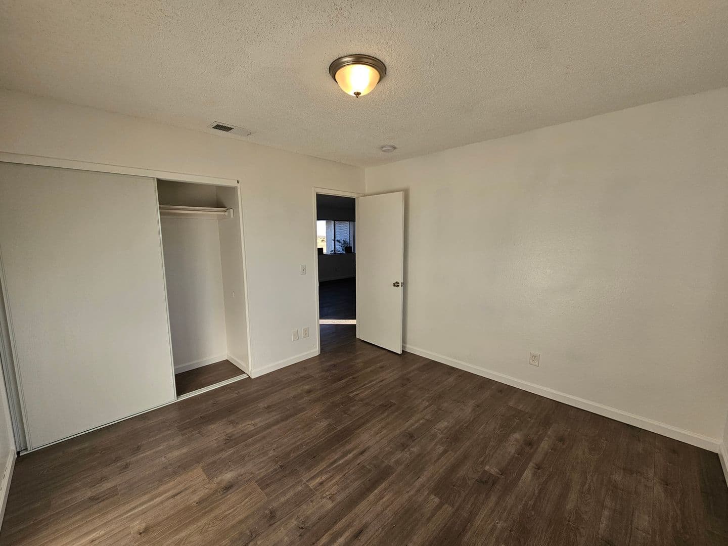 California City House: 19625 81st St