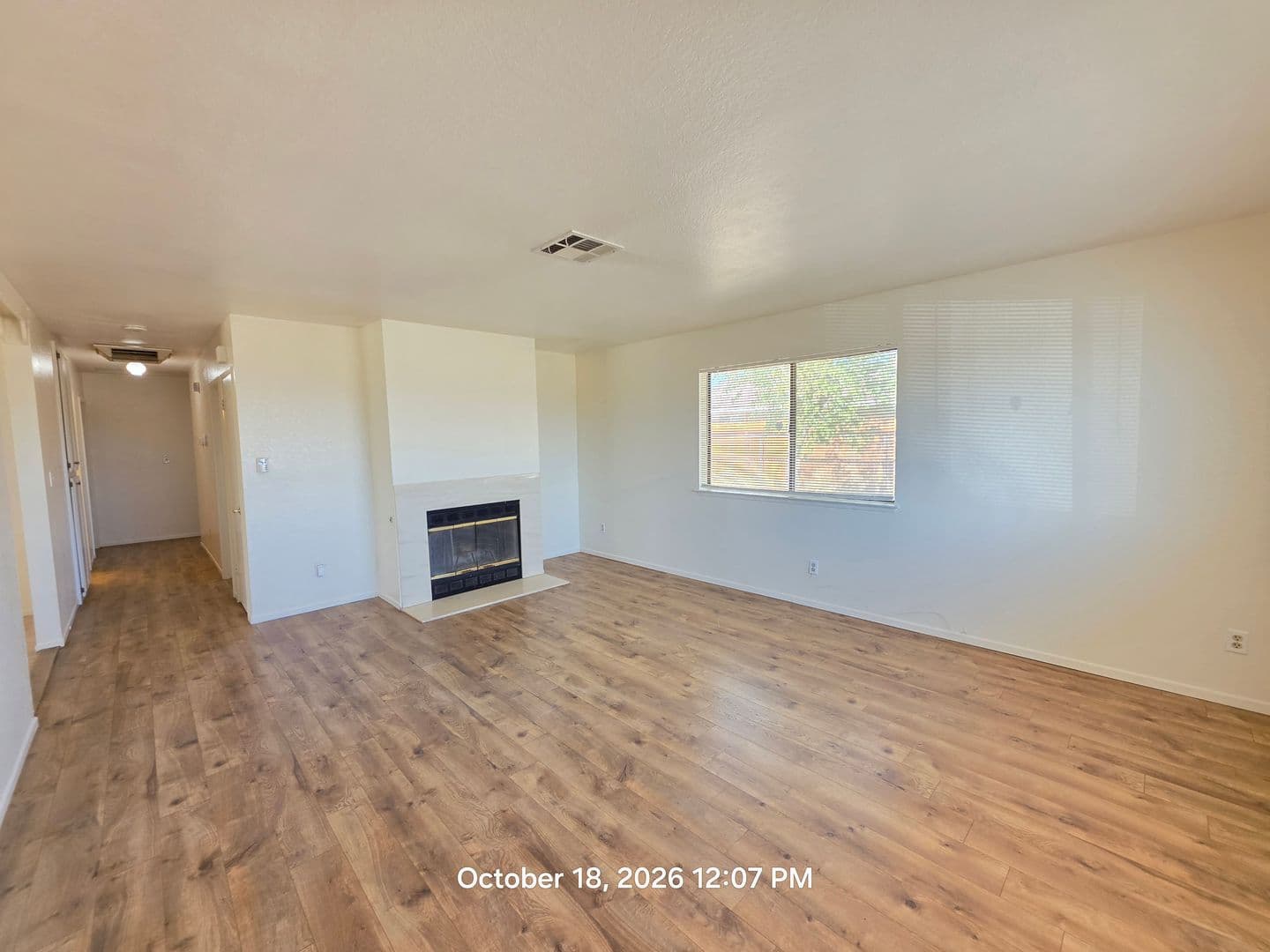 California City House: 20213 Airway Blvd