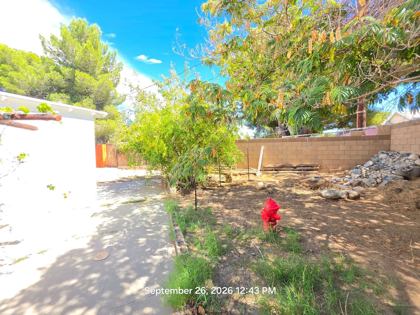 Lancaster Apartment: 1118 E Avenue K
