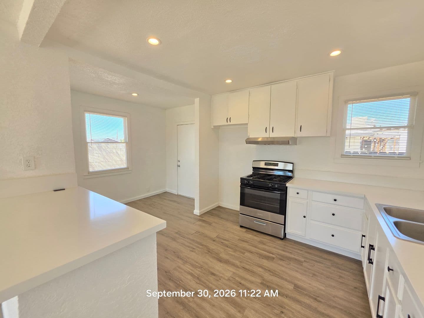 North Edwards Apartment: 13057 Davenport St