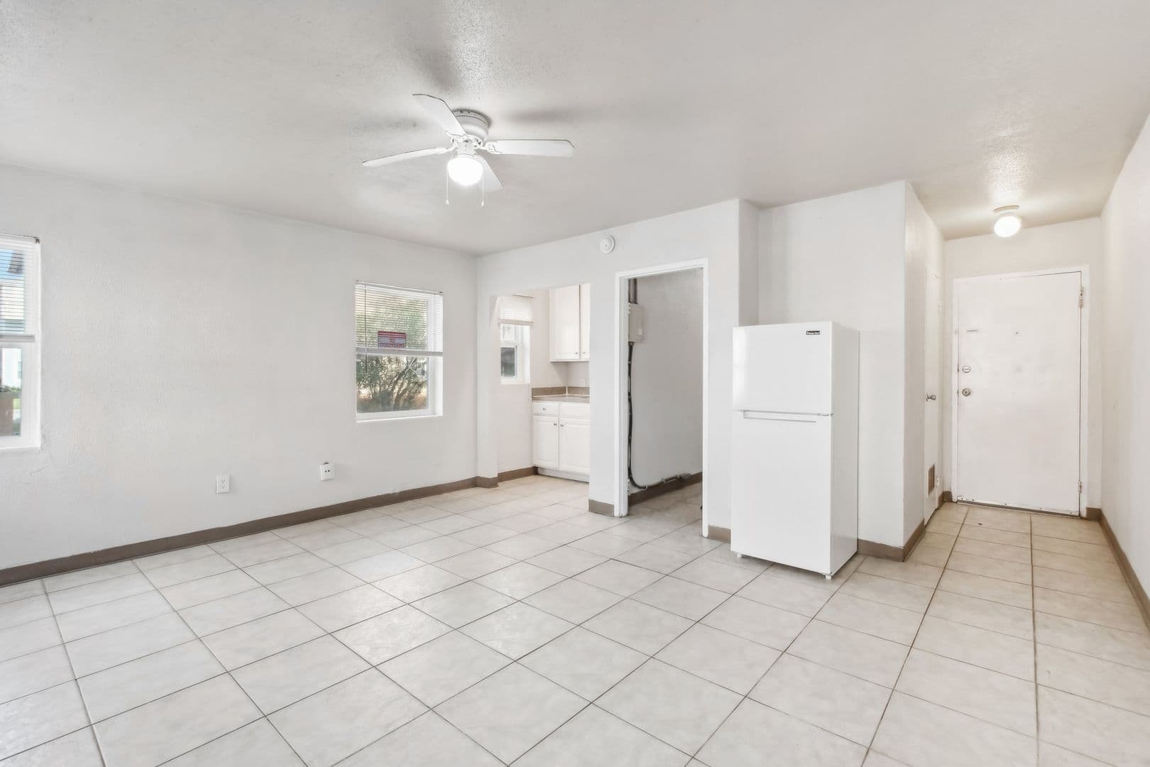 Jacksonville Beach Apartment: 222 16th Ave N