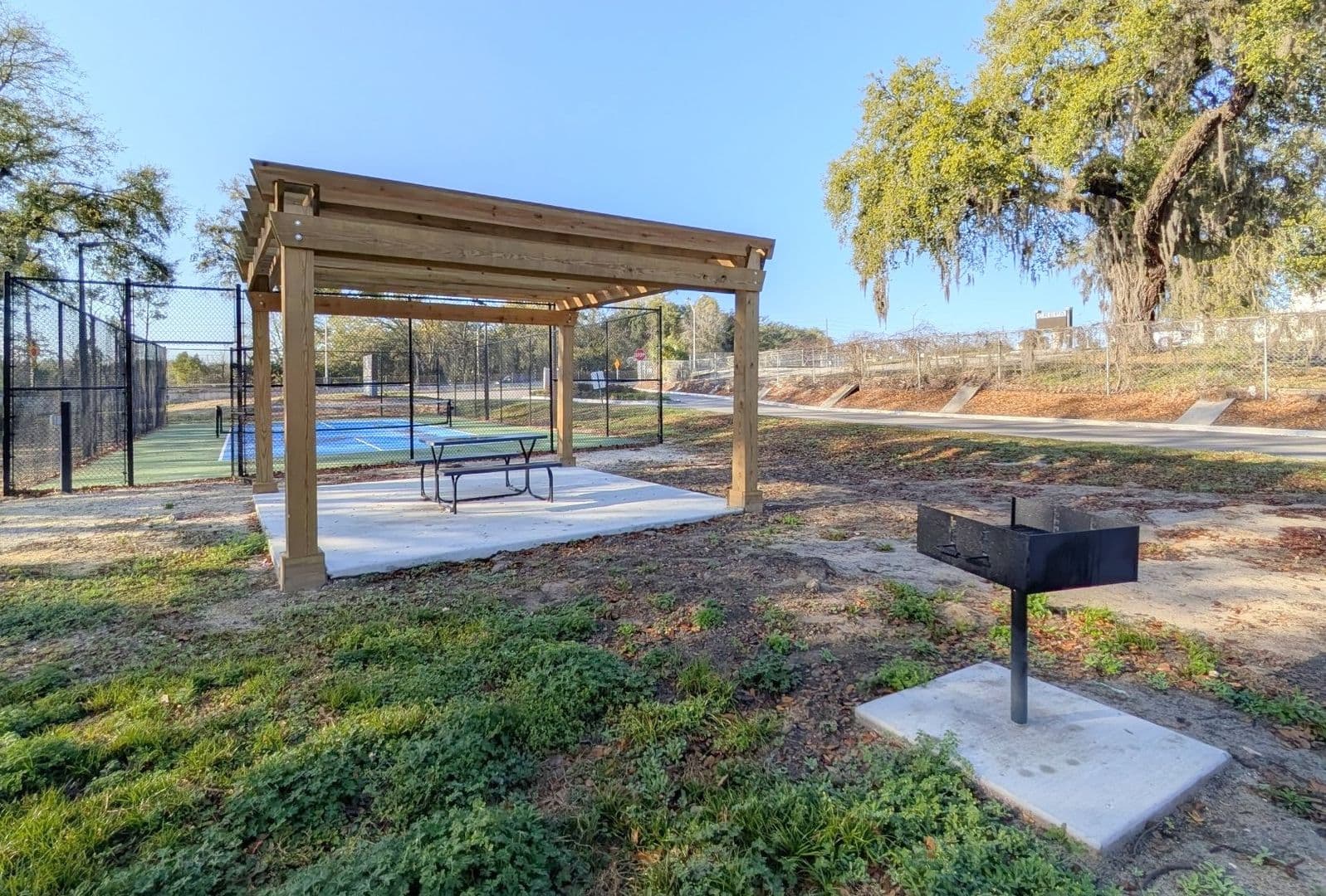 Jacksonville Apartment: 7201 Arlington Expy