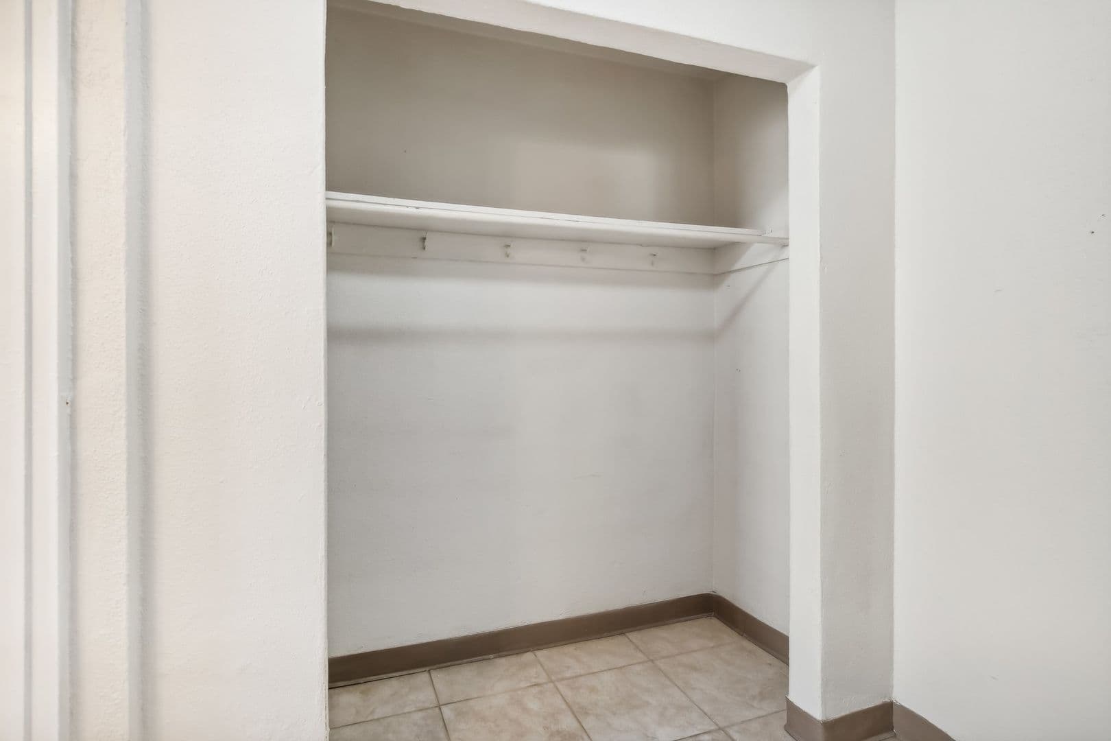 Jacksonville Beach Apartment: 222 16th Ave N