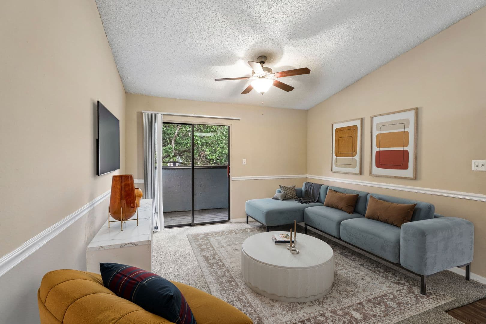 Atlantic Beach Apartment: 2768 Jimmy Buffett Memorial Highway