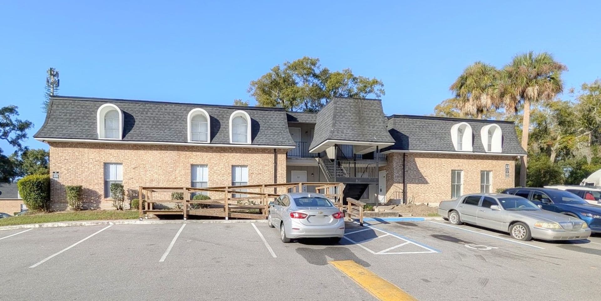 Jacksonville Apartment: 7201 Arlington Expy