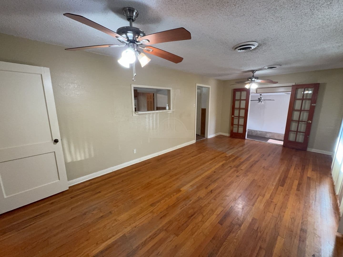 Killeen House: 905 Carlisle St.