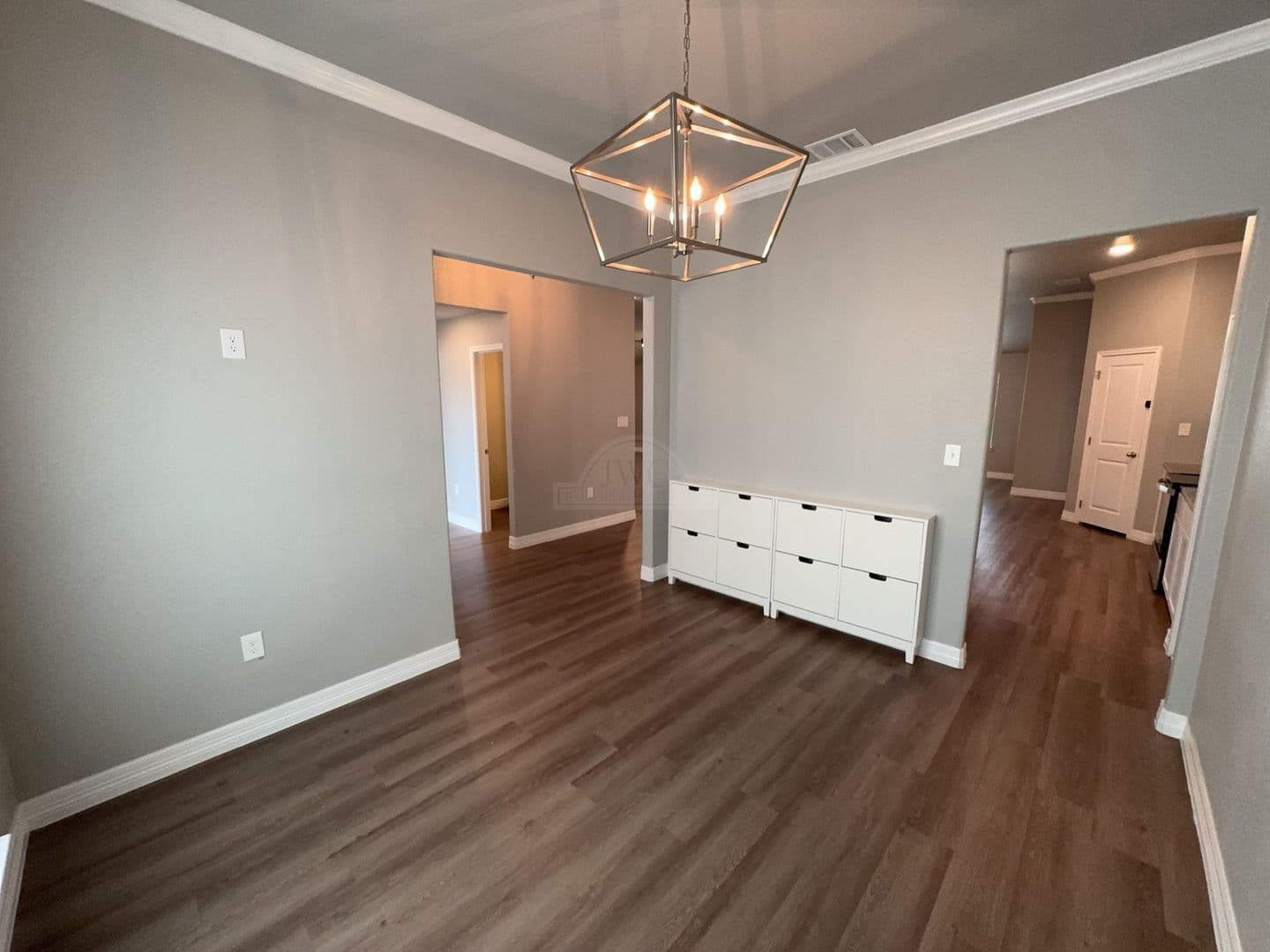 Killeen House: 907 Holliday Dr