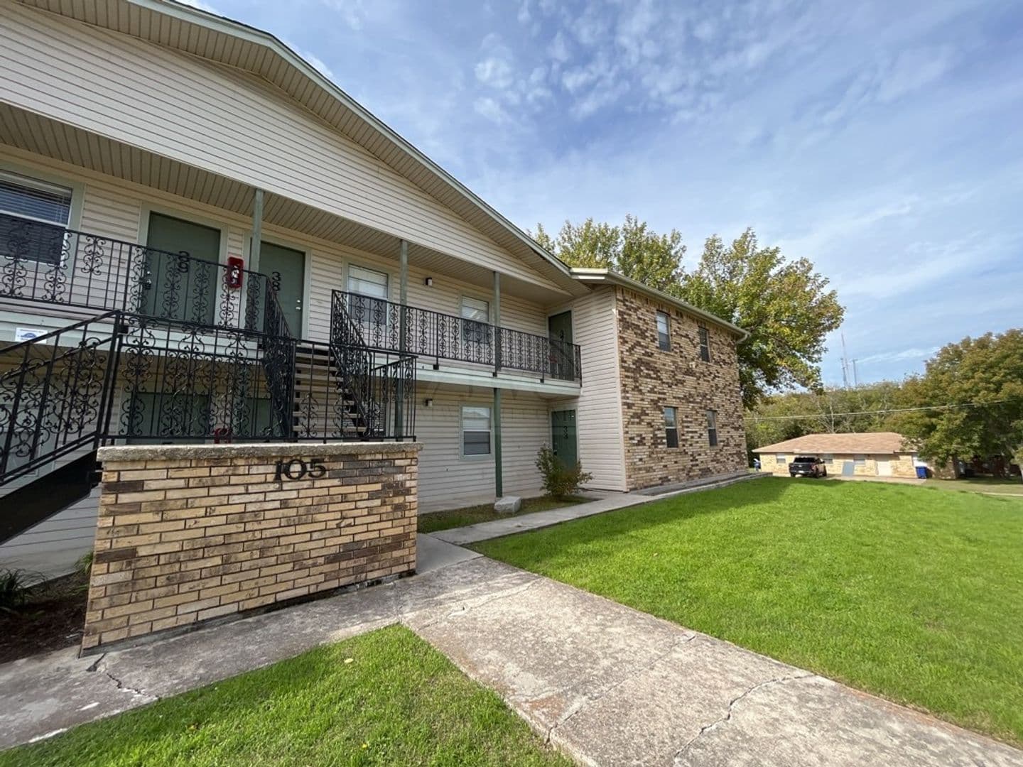 Copperas Cove Apartment: 105 W. Reagan Ave