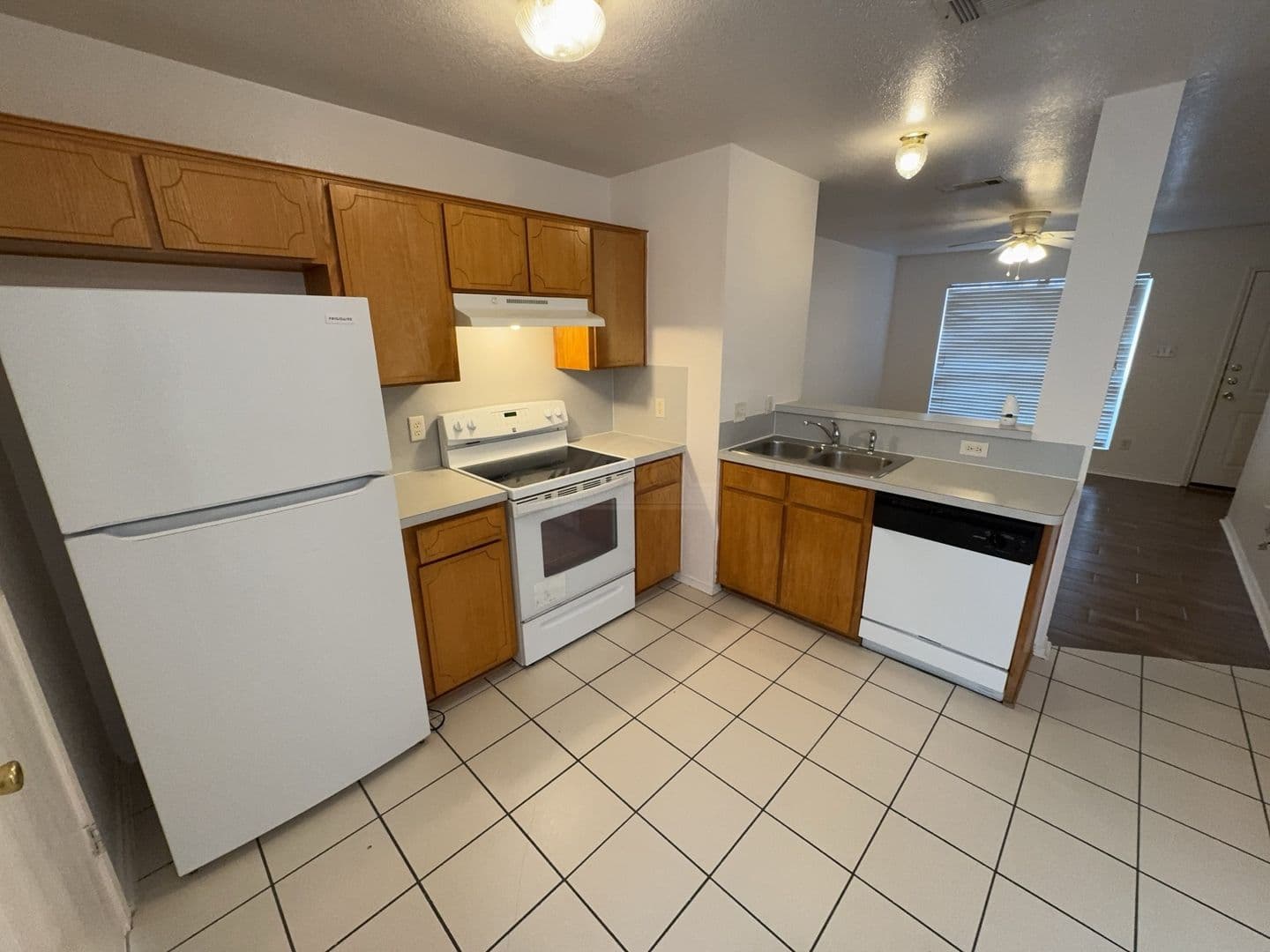 Killeen Apartment: 4504 Deek Drive