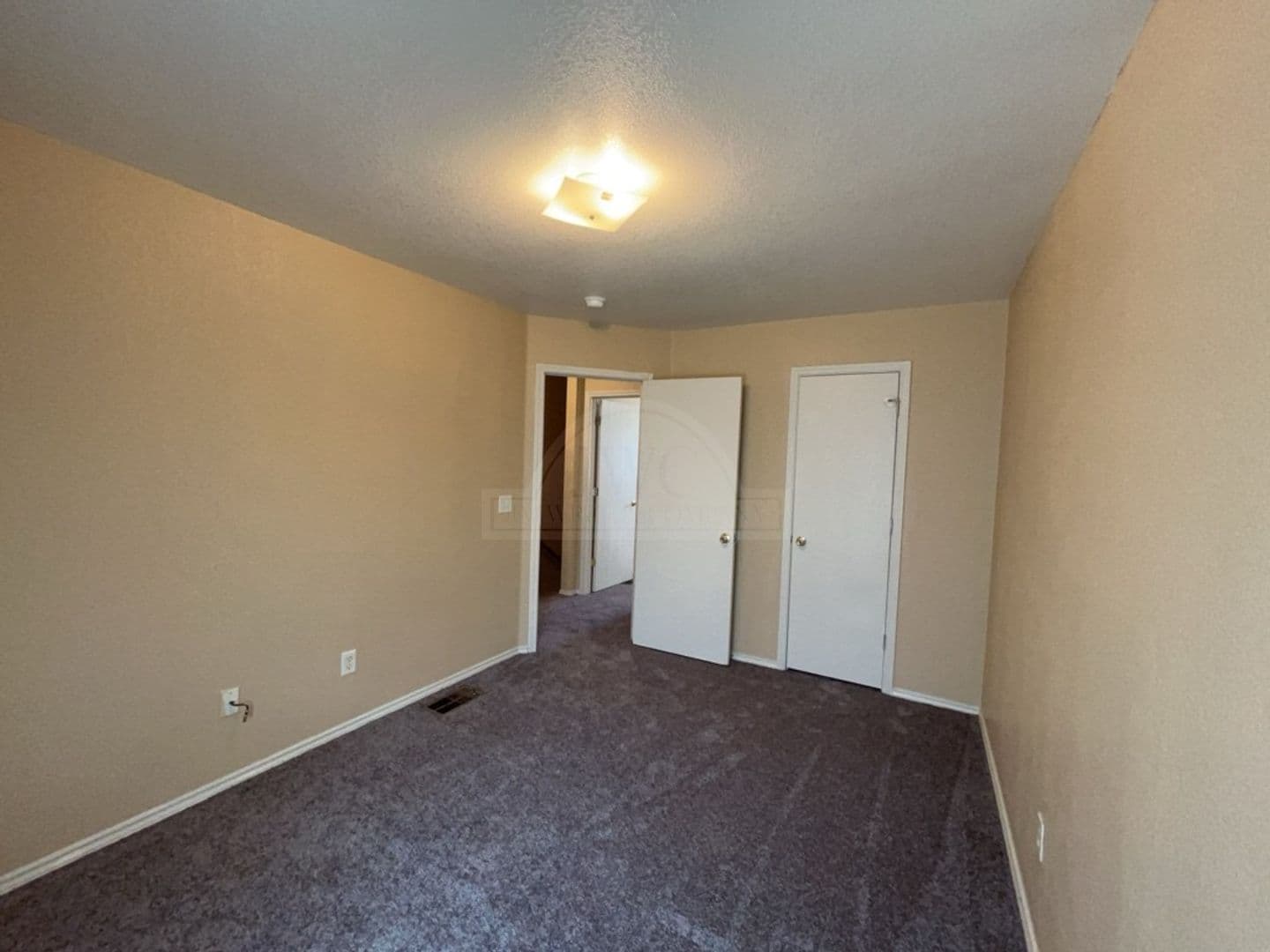 Killeen Apartment: 4004 Madison Ave.