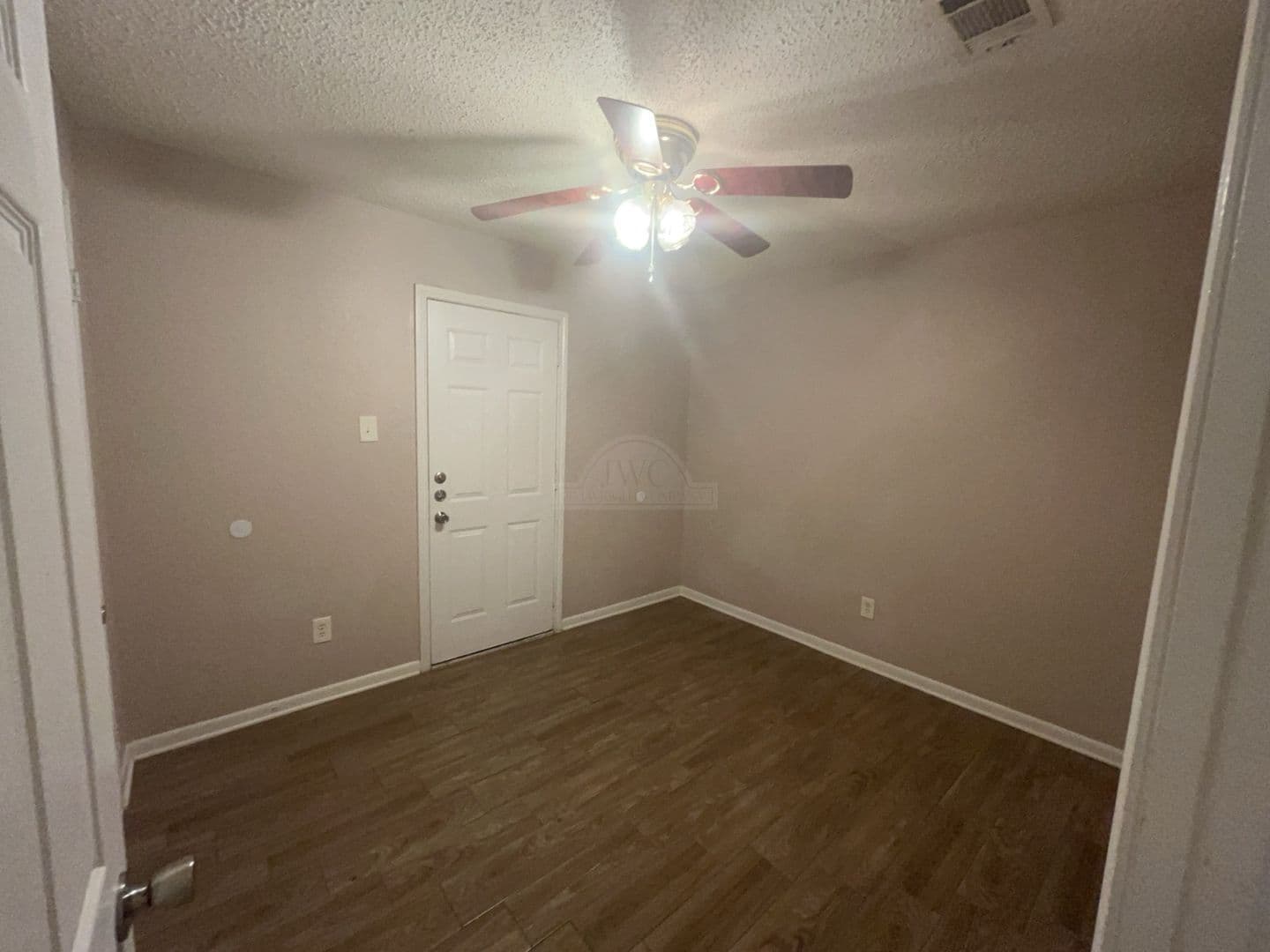 Copperas Cove Apartment: 105 W. Reagan Ave