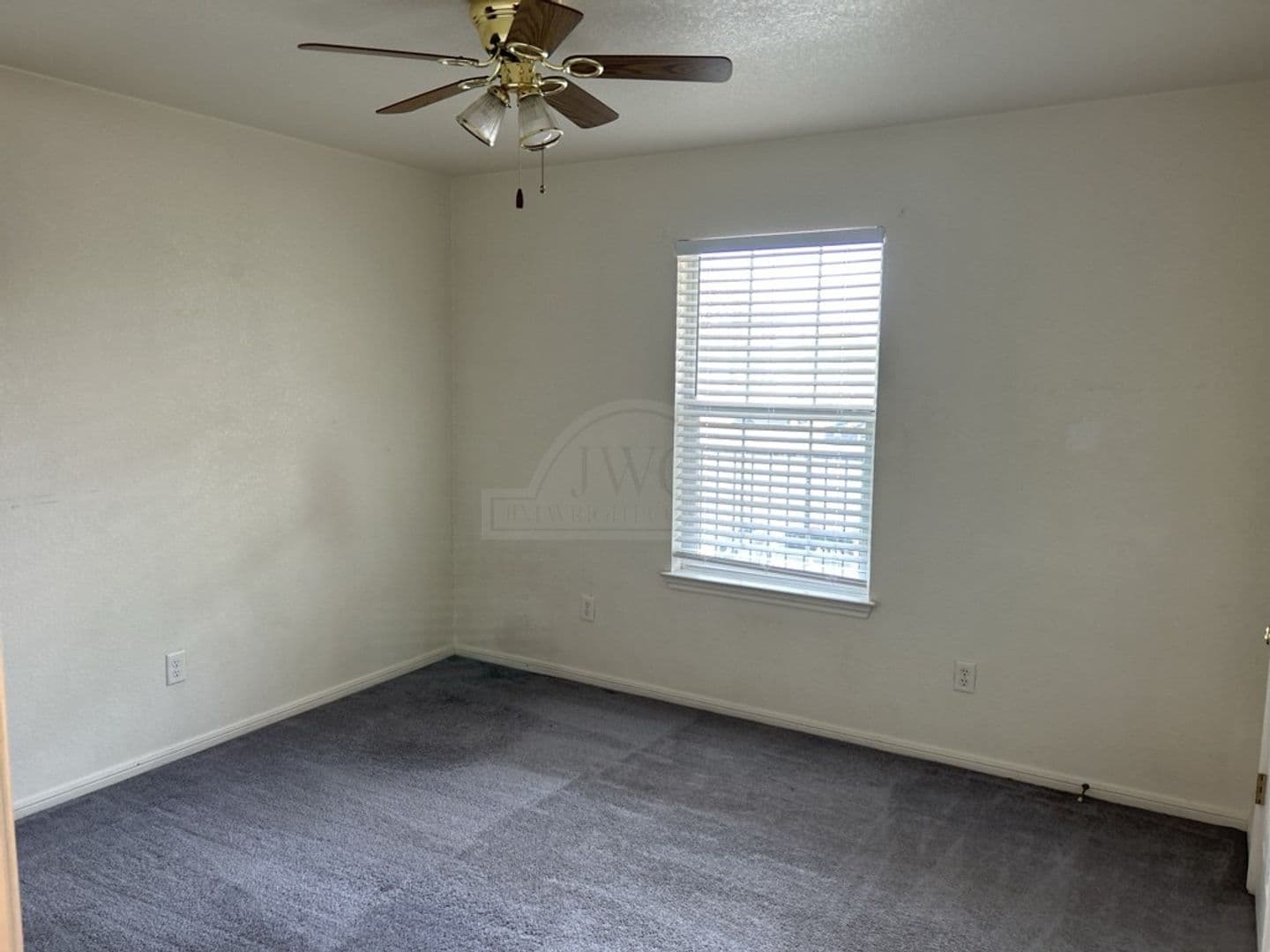 Copperas Cove Apartment: 601 N Main St