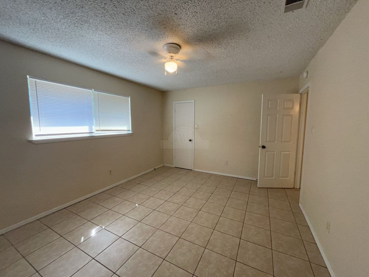 Killeen Apartment: 4106 Water Street
