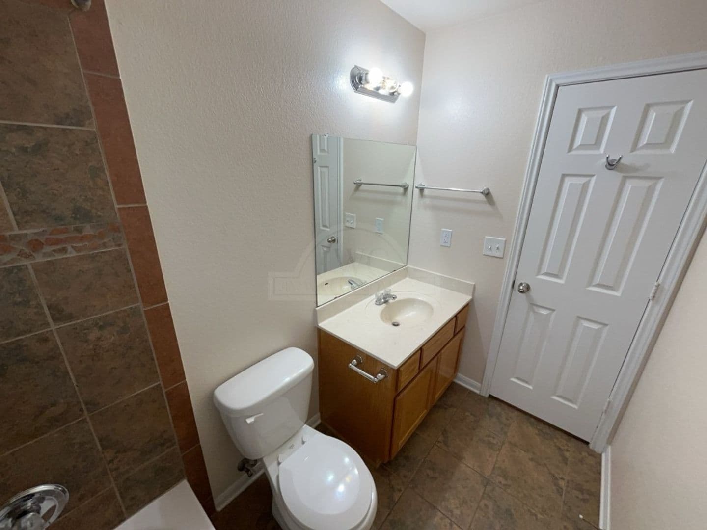 Killeen House: 303 Leo Ln