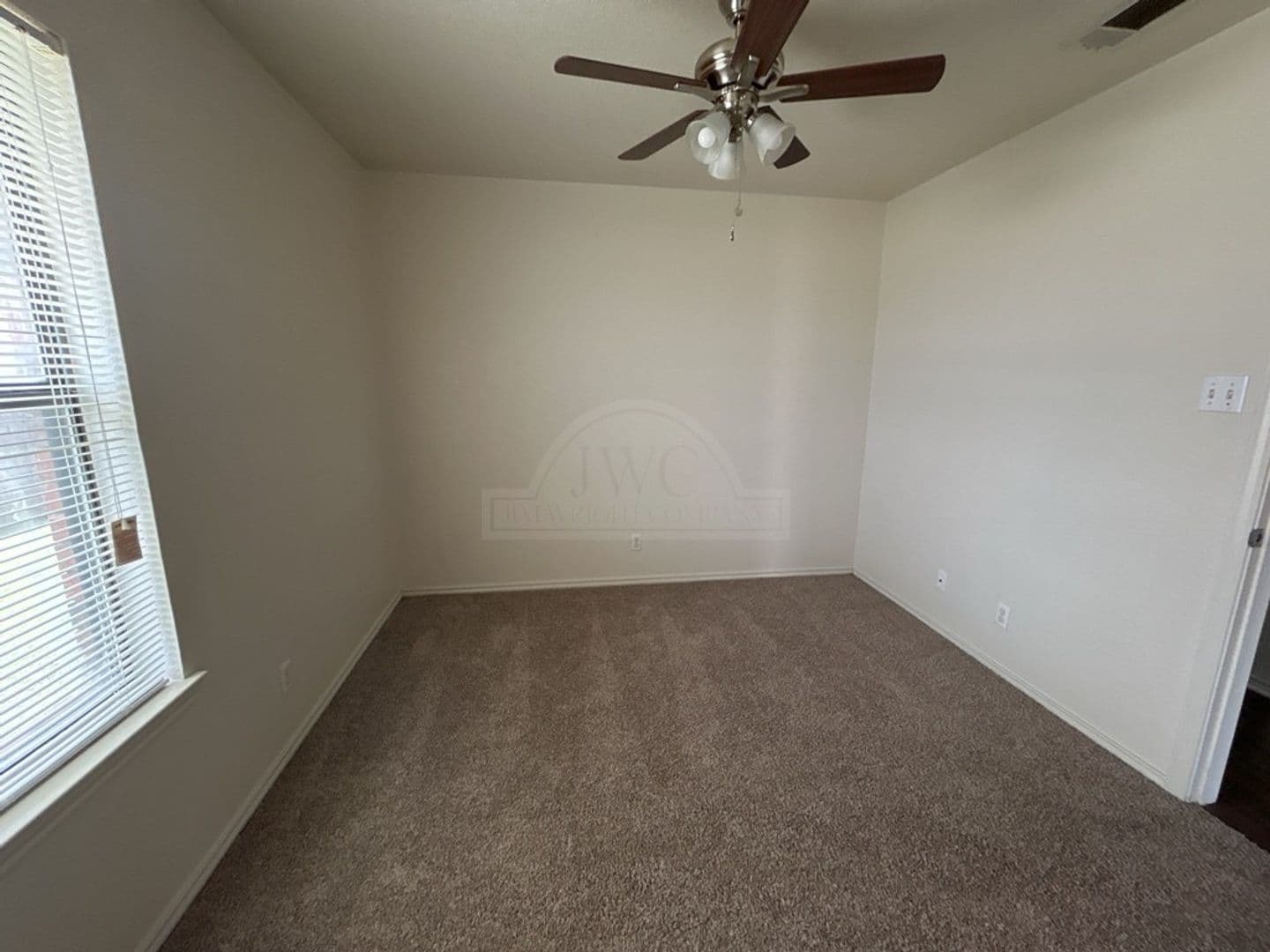 Killeen Apartment: 900 McDaniel Cir